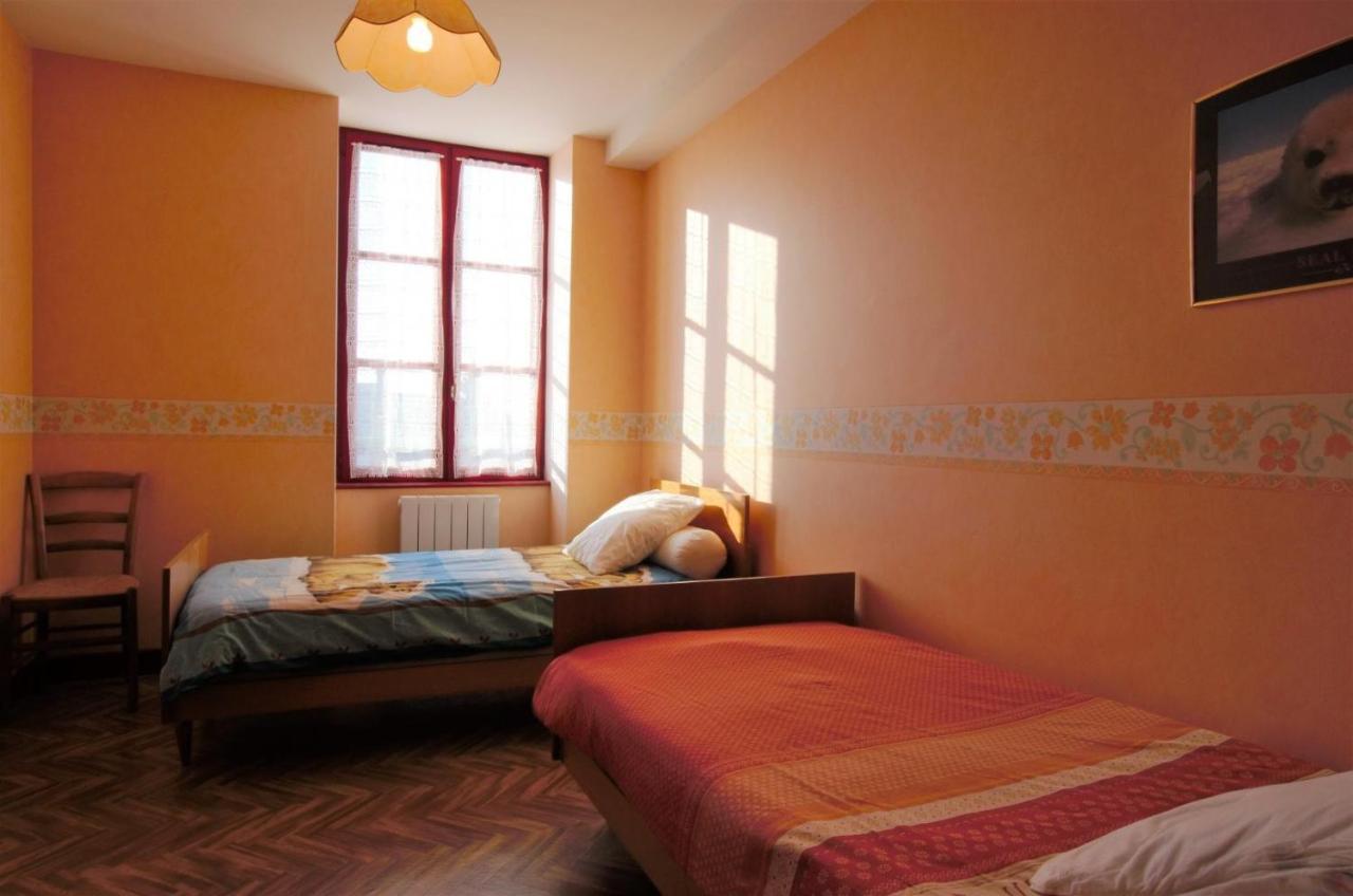 Gite Communal 150 Sainpuits Habitación foto